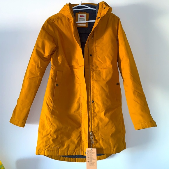 Fjallraven W KIRUNA PADDED PARKA, Acorn - Picture 6 of 11